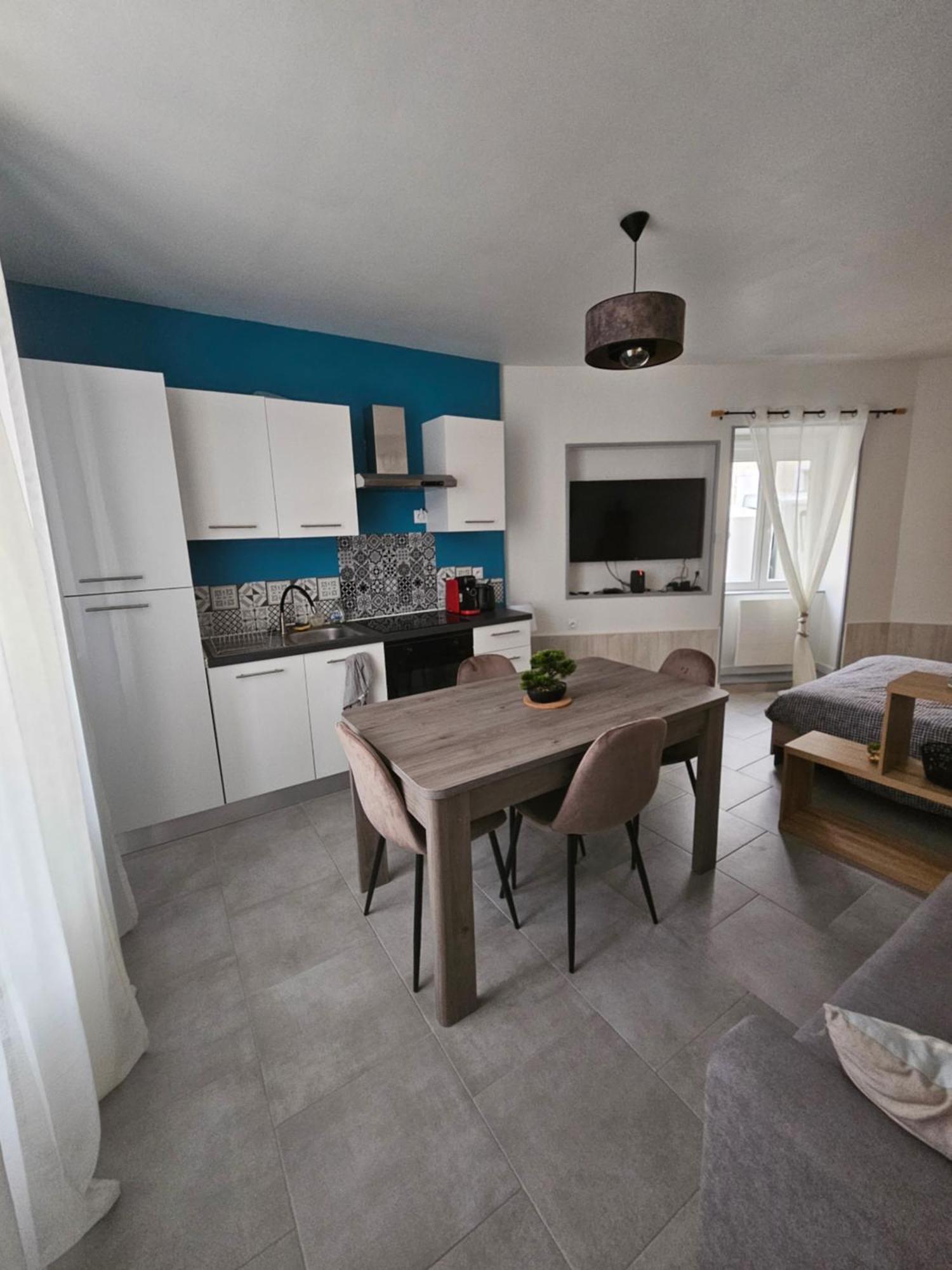 Sarl La Famille 1 Lägenhet Angoulême Exteriör bild